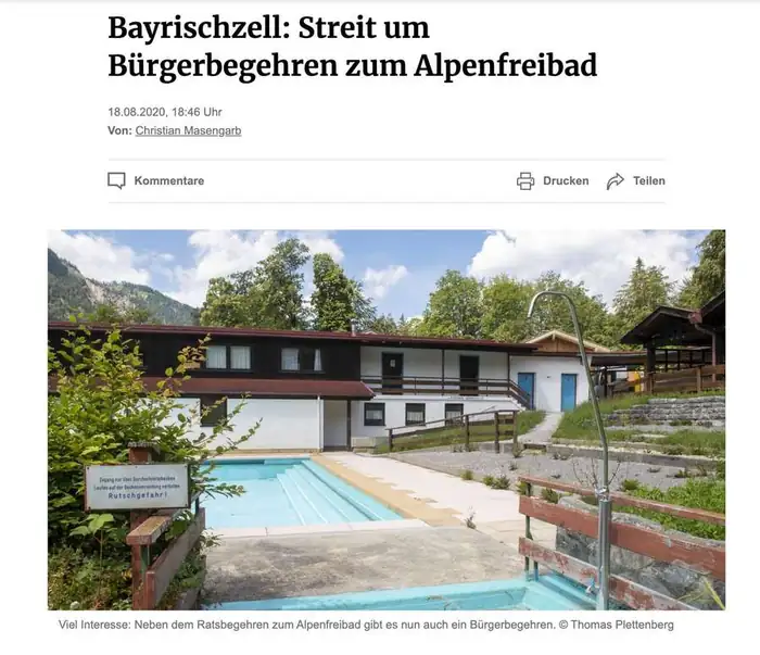 Kittenrainer auf Bobby-Car