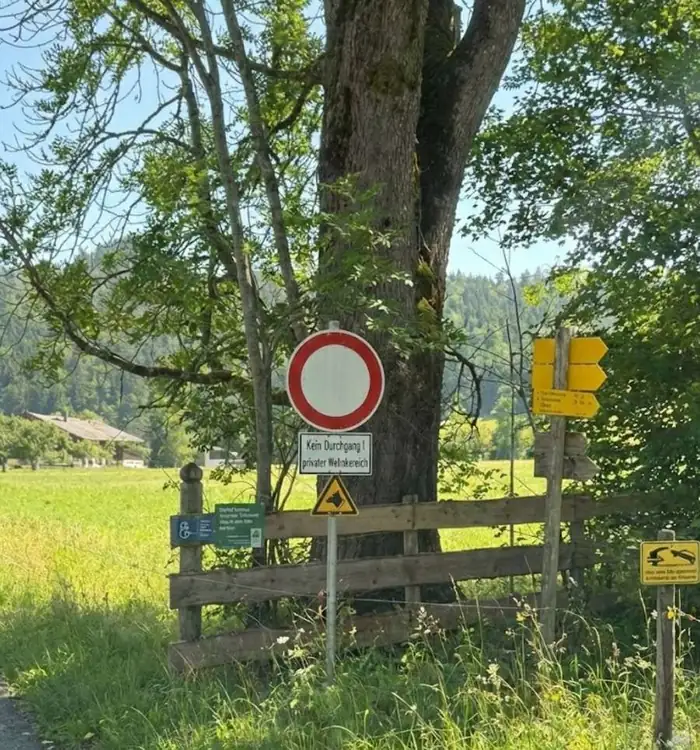 Nahaufnahme: Kein Durchgang! Privater Wohnbereich